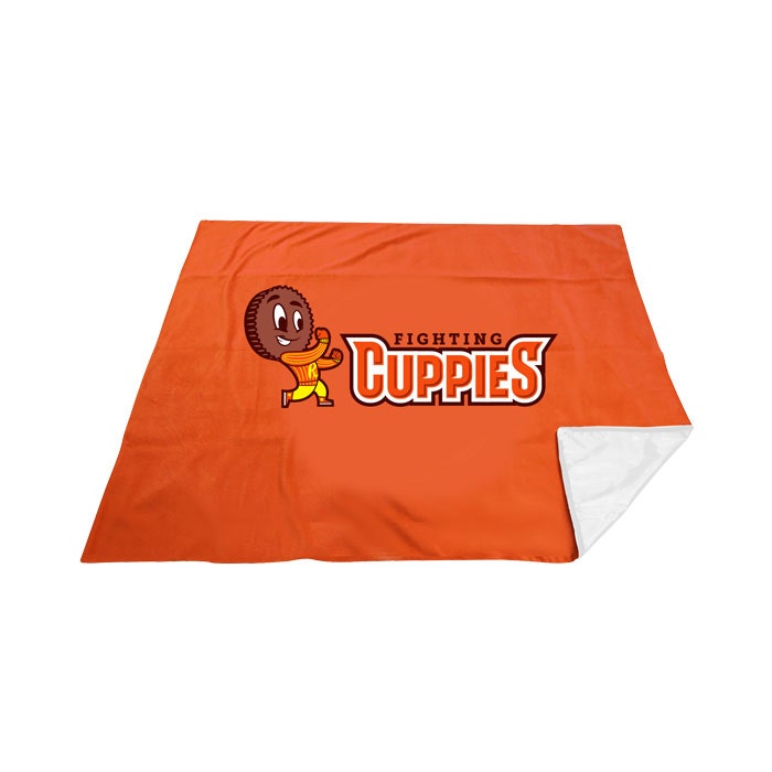 REESE'S Cuppie Blanket