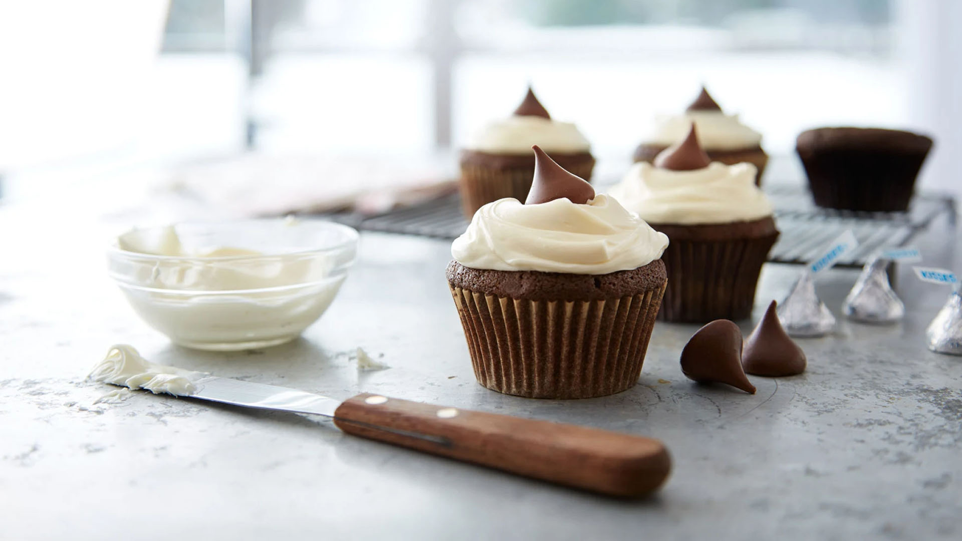 seven simple mothers day dessert ideas