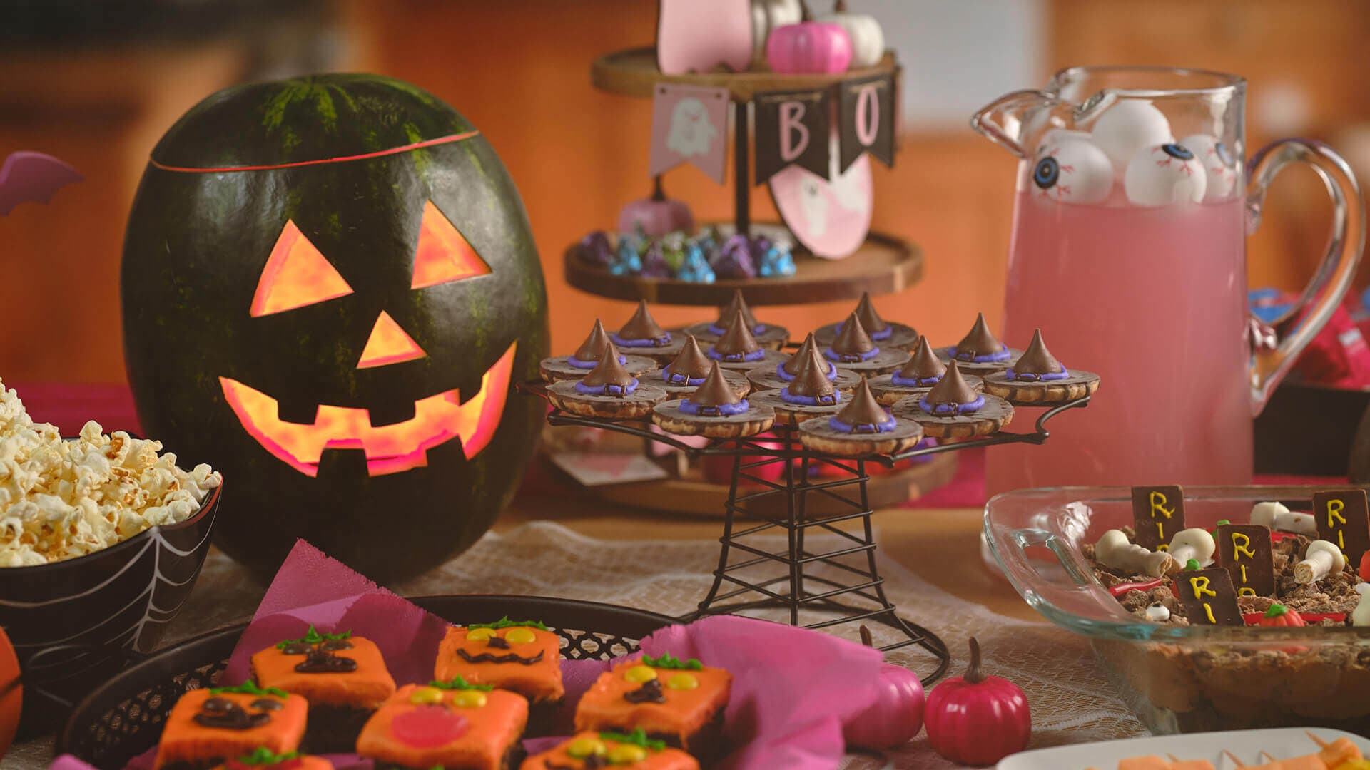 summerween party treat table