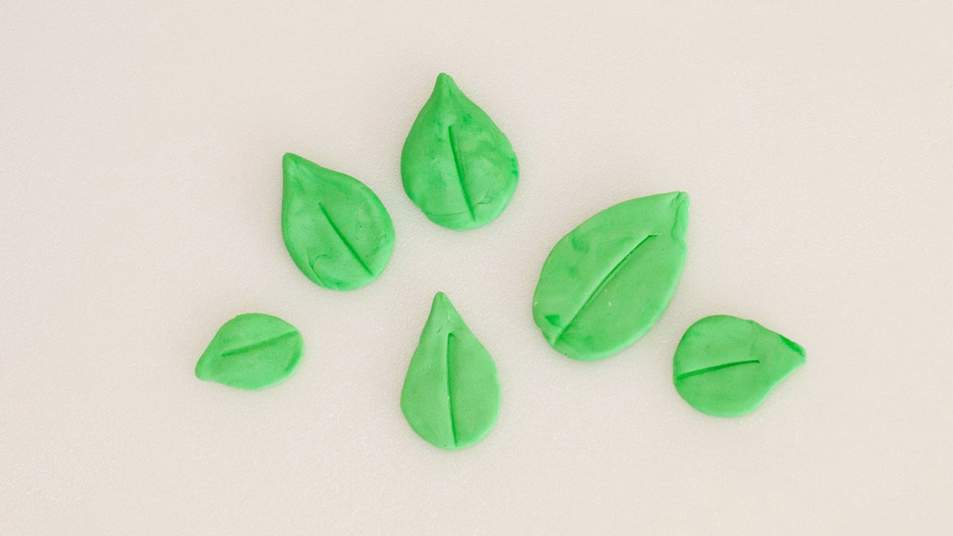 fondant leaves