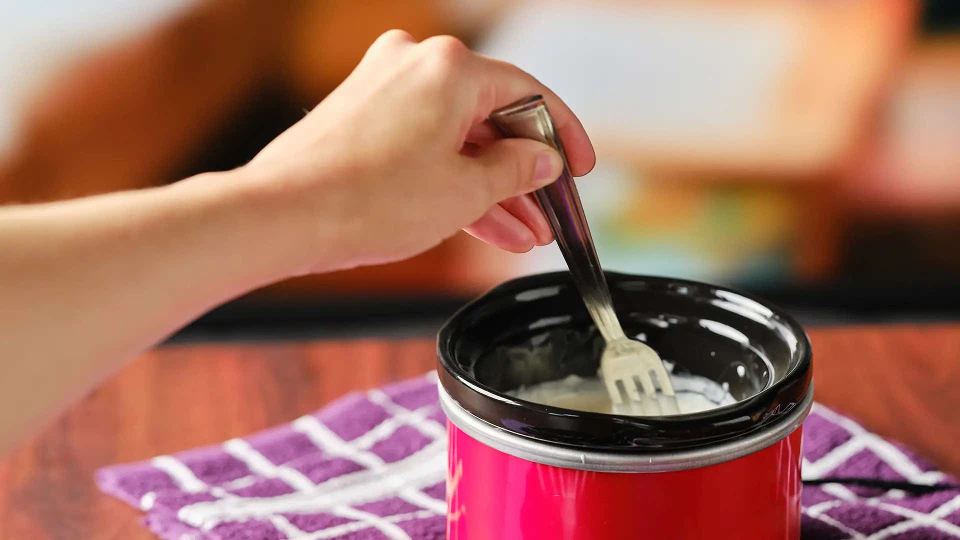 melted chocolate in mini crockpot