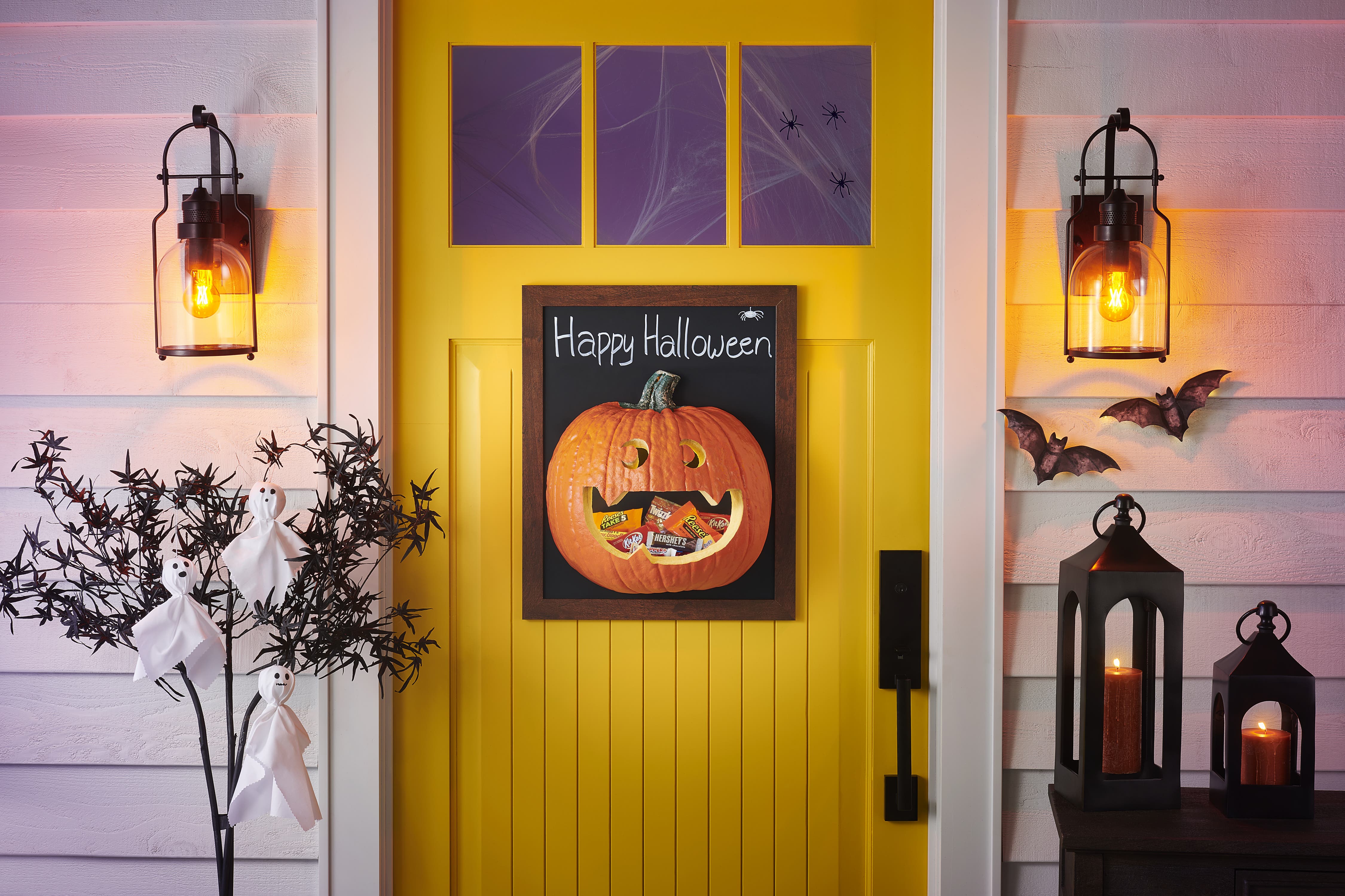 Halloween Door Hanger | Crafts