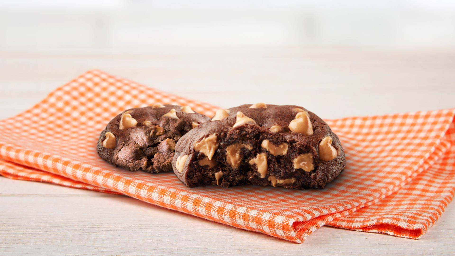 chocolate cookies with reeses zero sugar baking chips