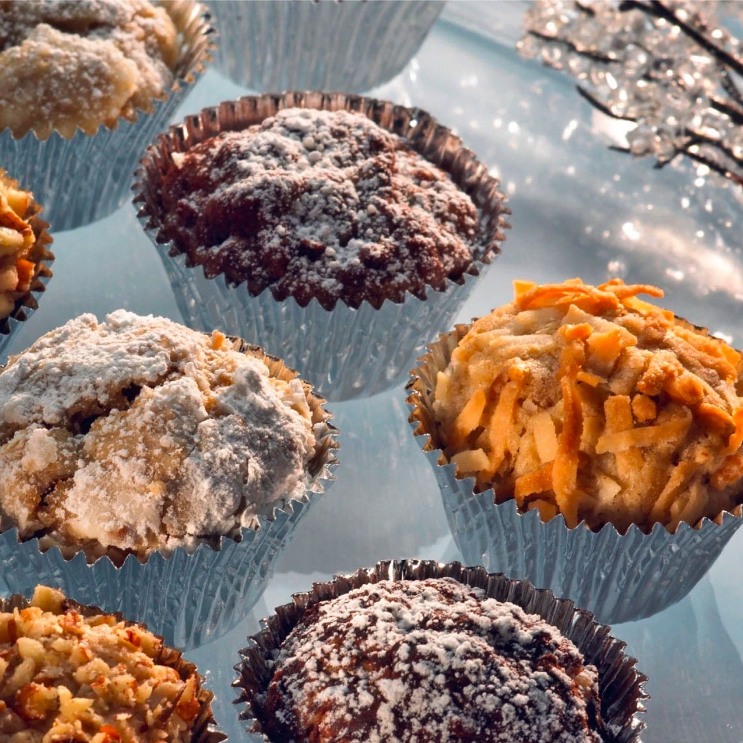 Chocolate filled cookie bonbons