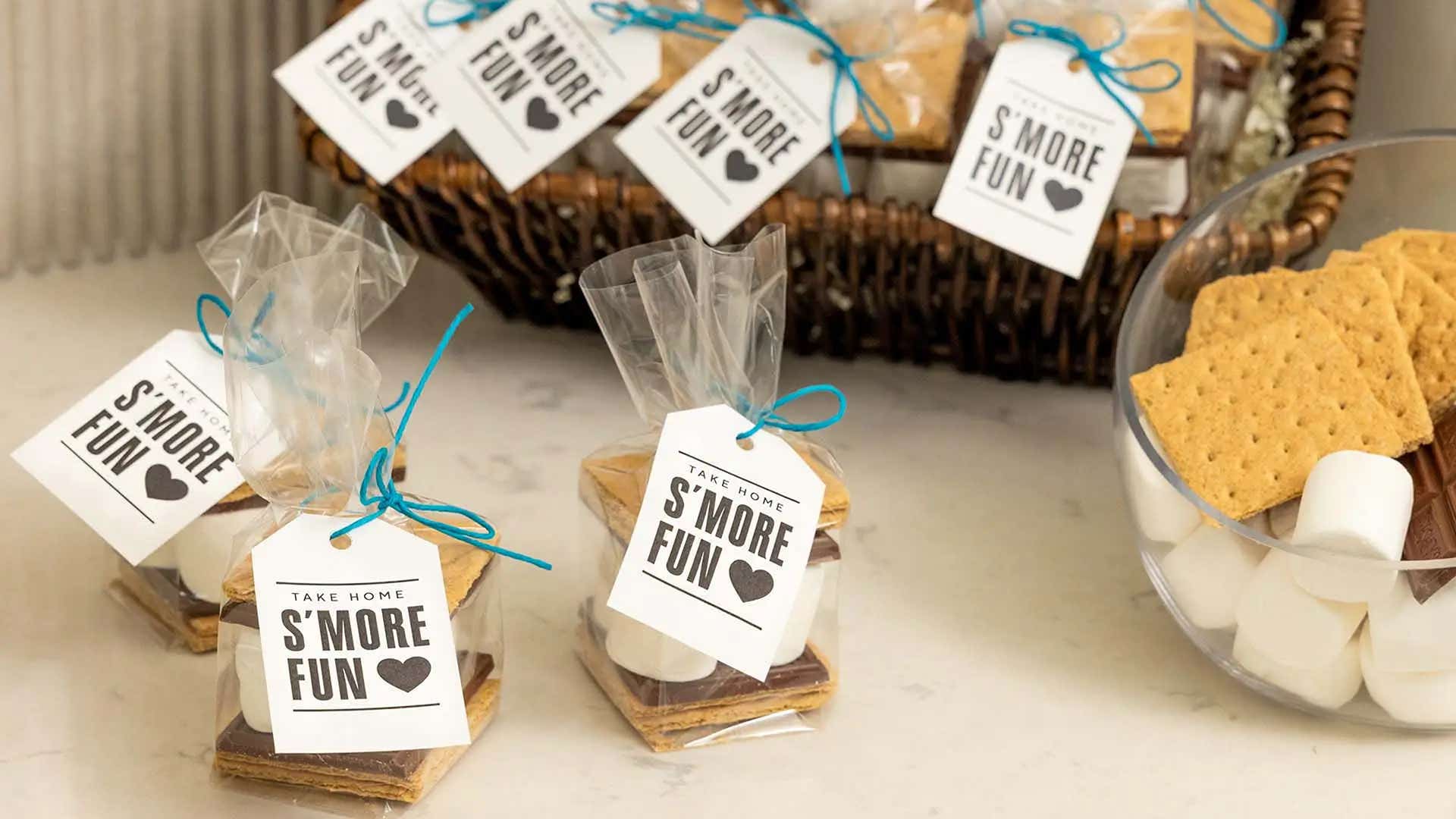 tray of hersheys smores favor bags