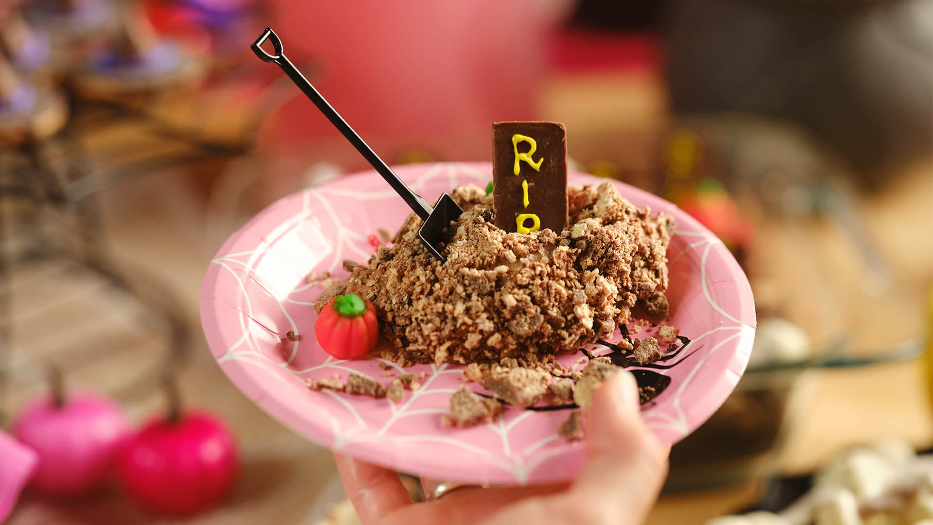 plate of graveyard pudding