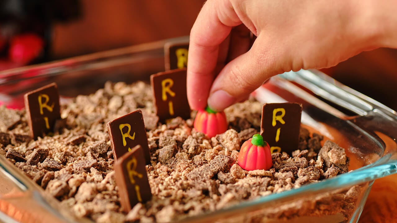 decorating the pudding