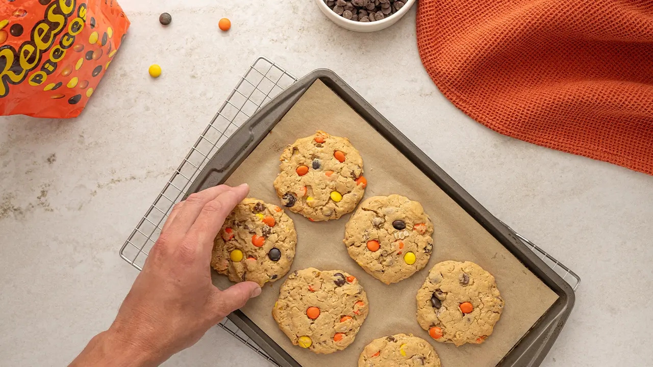 freshly baked cookies