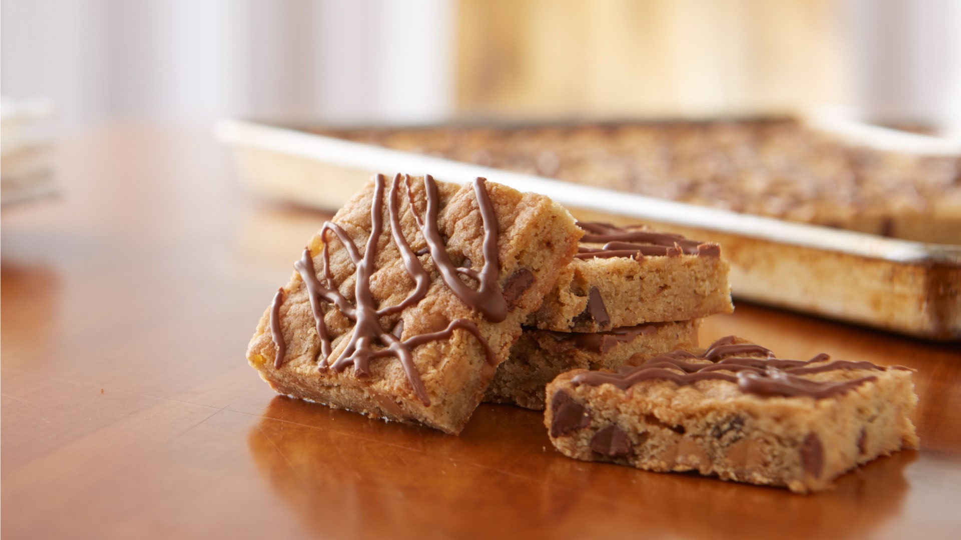 Peanut Butter and Milk Chocolate Chip Blondies