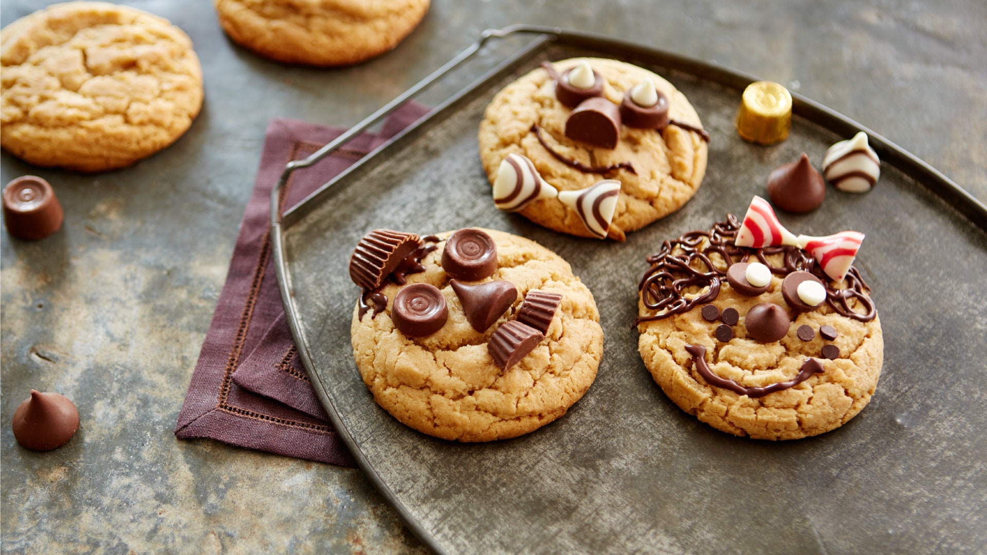 peanut butter face cookies