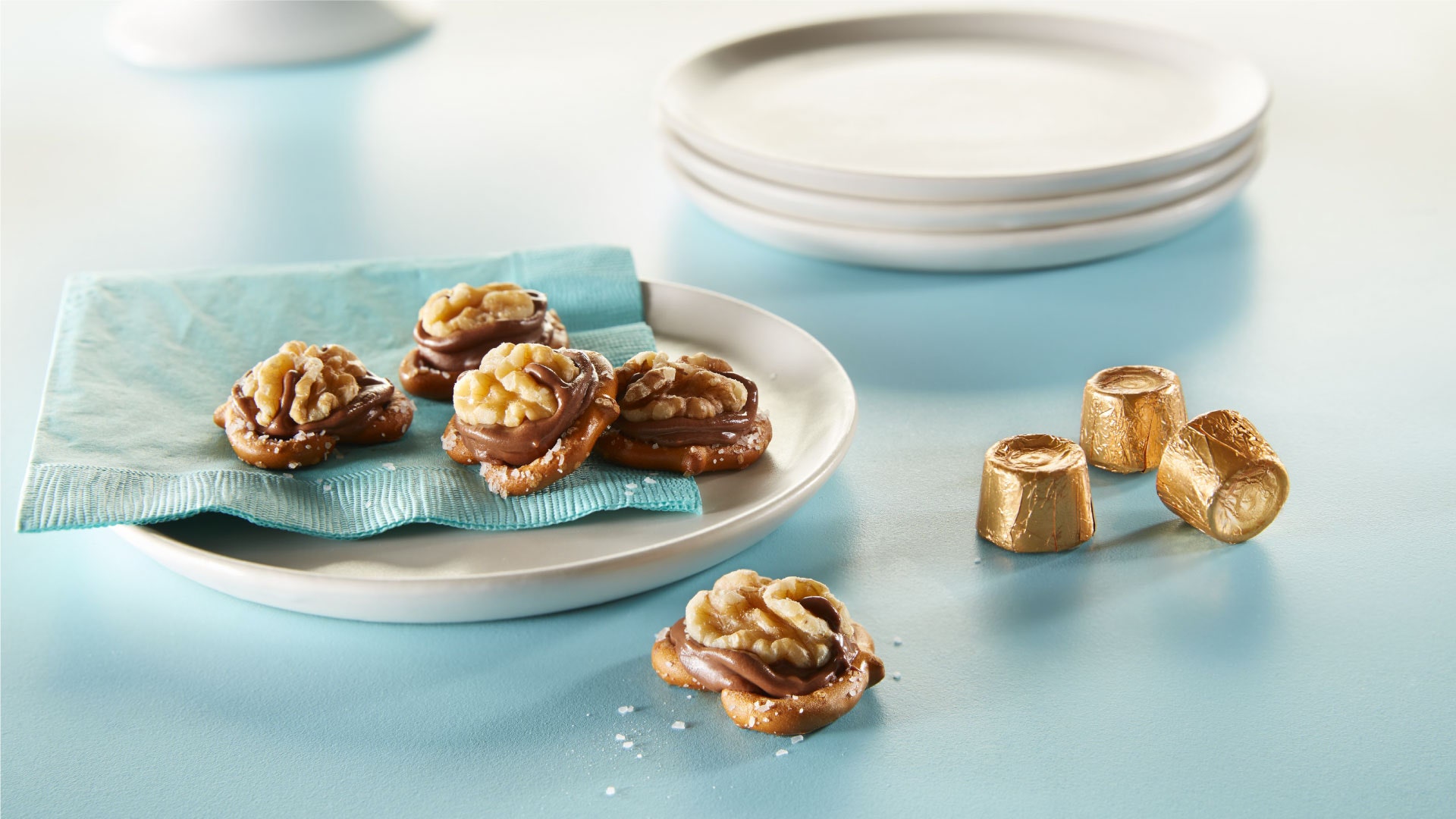 walnut pretzel delights