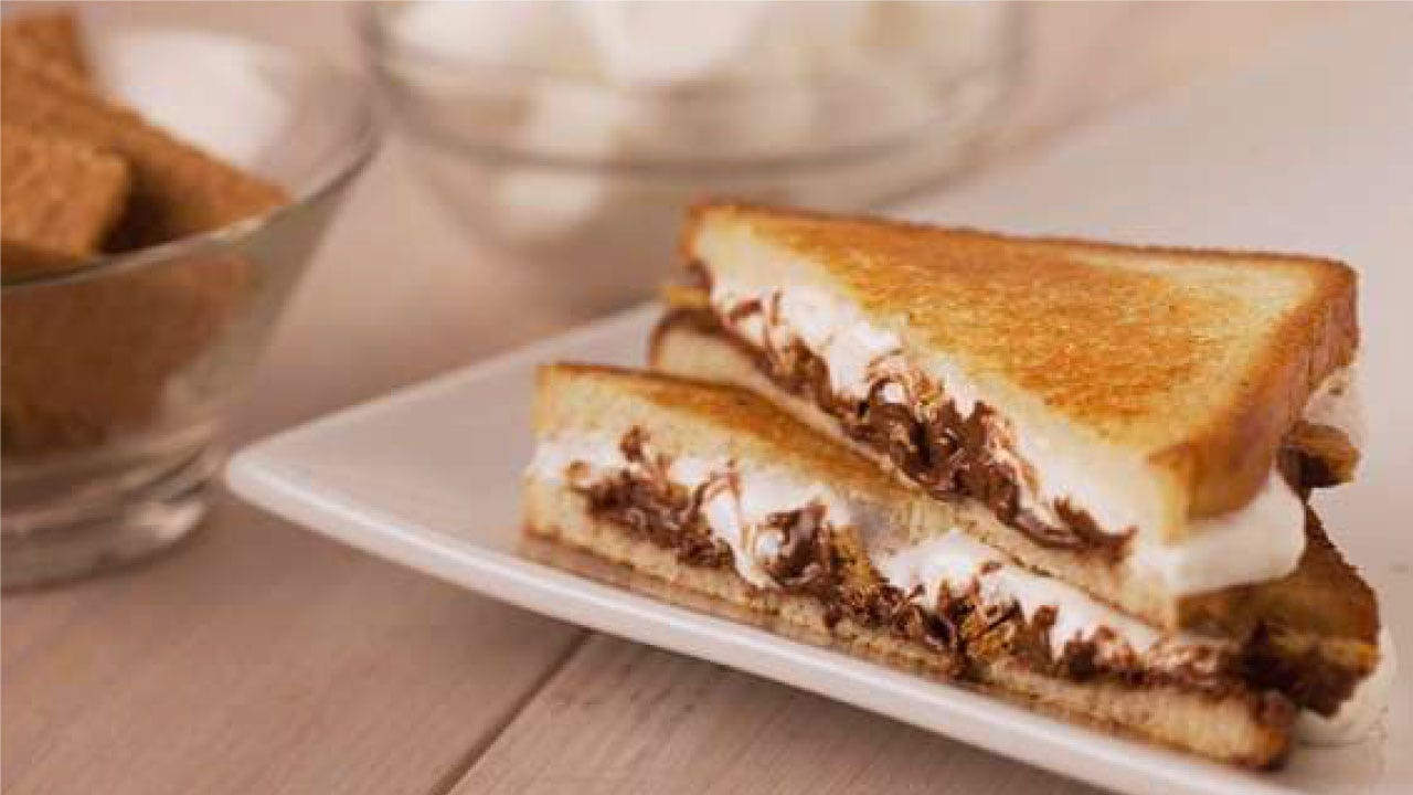 HERSHEY'S Grilled S'mores-wich