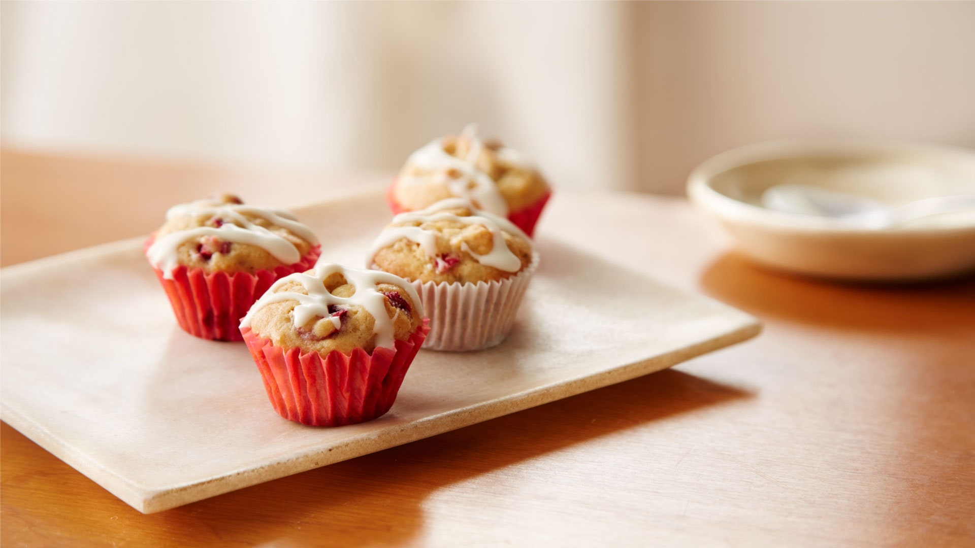 glazed cranberry minicakes