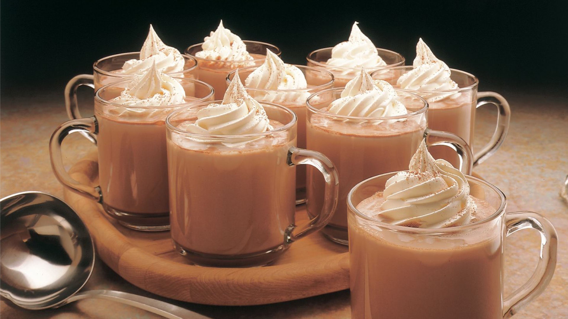 https://www.hersheyland.com/content/dam/hersheyland/en-us/recipes/recipe-images/70-hot-cocoa-for-a-crowd.jpg