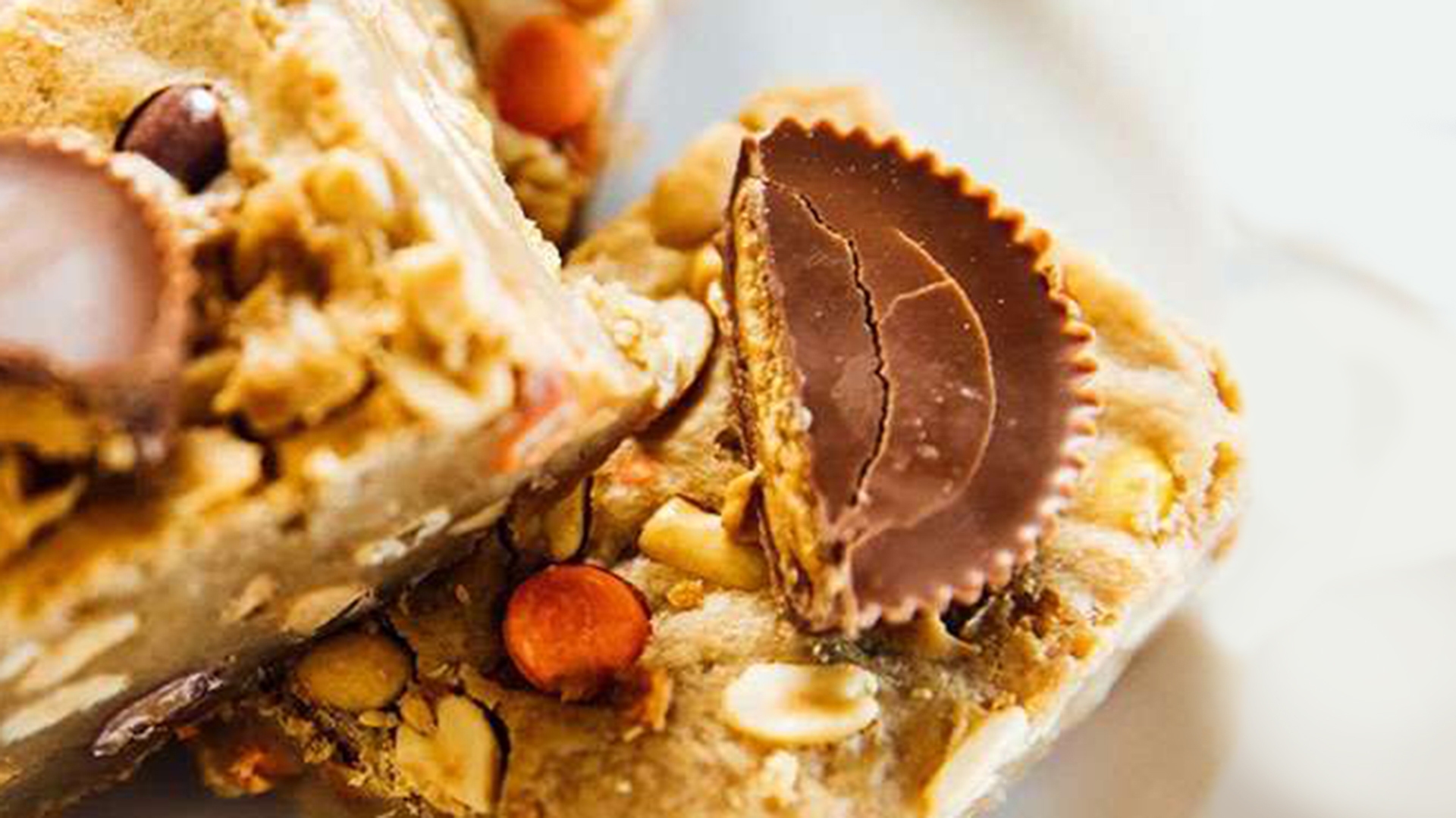 reeses blondies