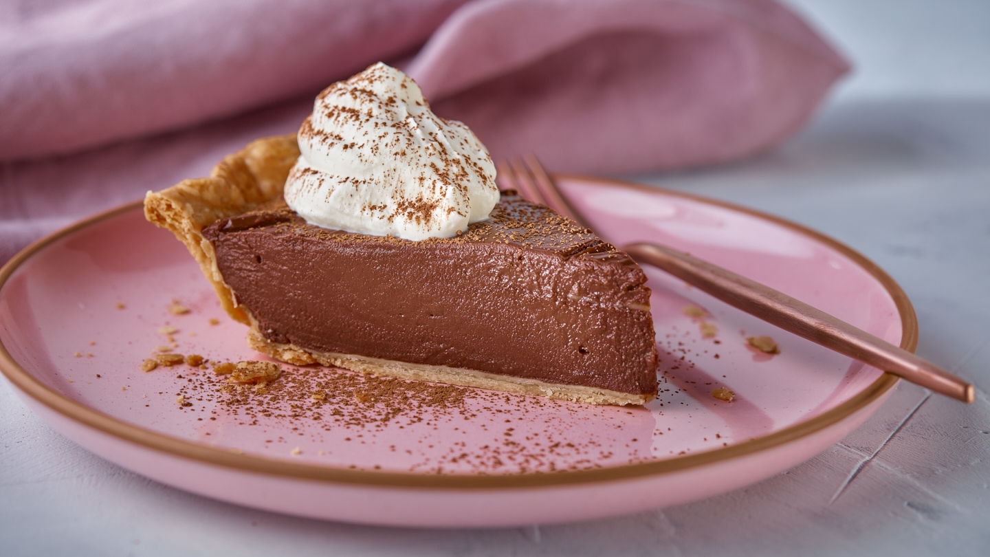 Gluten-Free HERSHEY'S Gone To Heaven Chocolate Pie