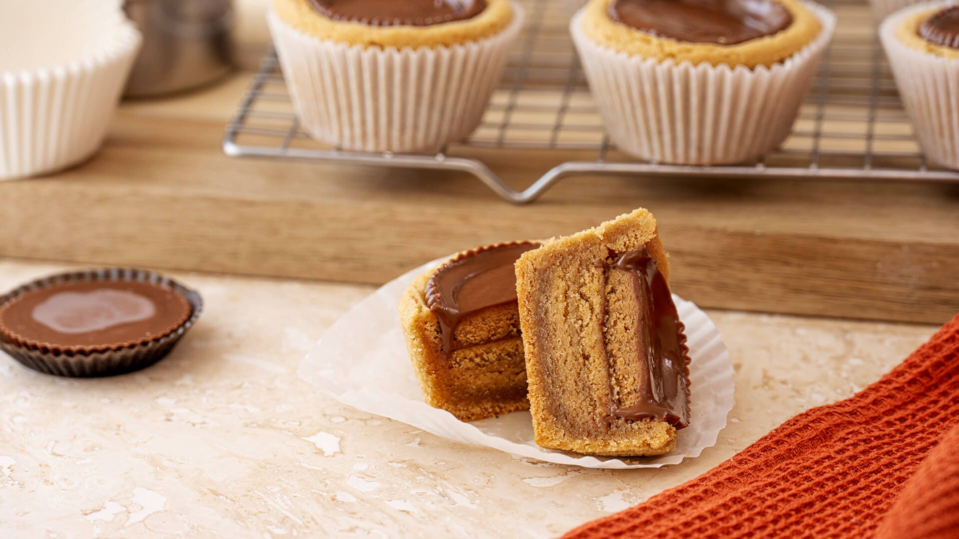 giant reeses peanut butter temptations cross section