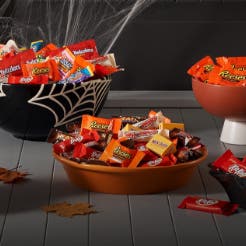 hersheys halloween candy inside bowl on porch