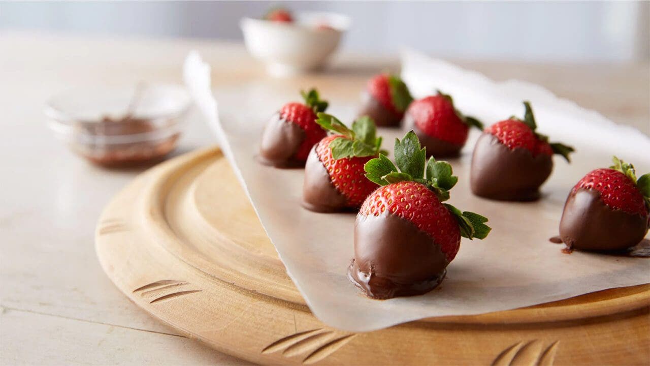 chocolate dipped strawberries