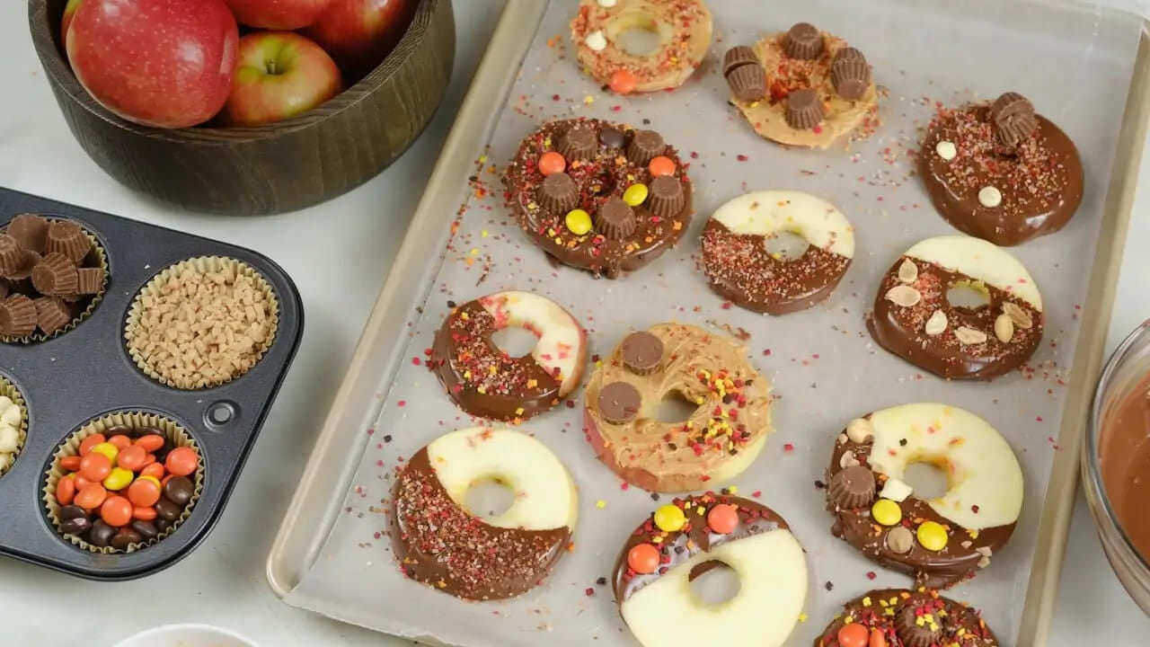 chocolate apple donuts