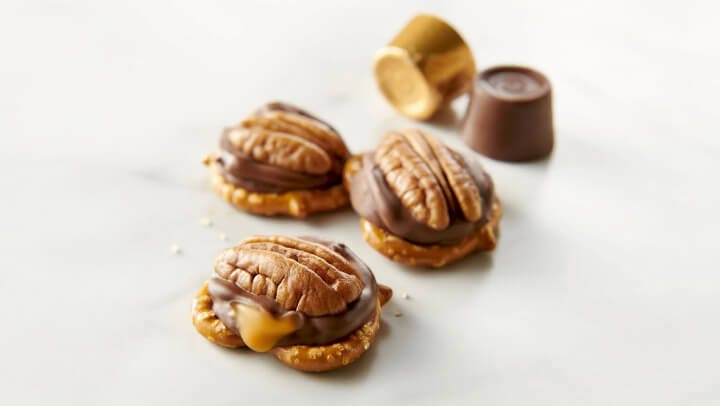 rolo pretzel delights