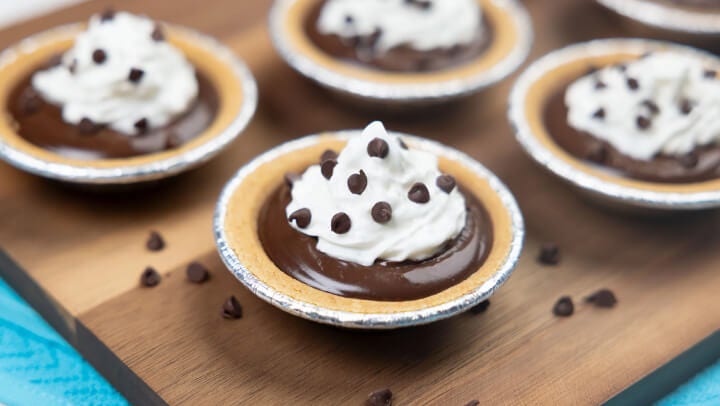 mini chocolate pies