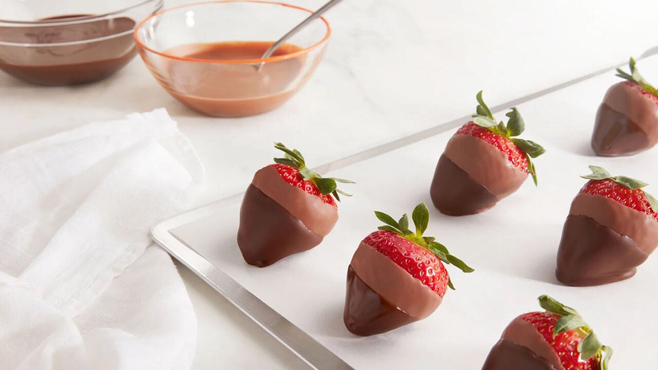 frozen chocolate dipped strawberries