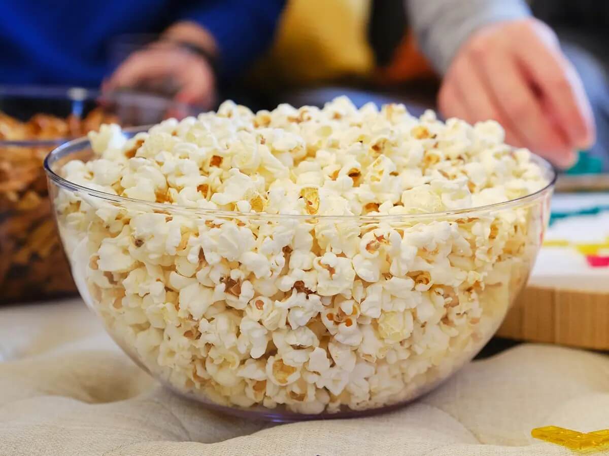 bowl of popcorn