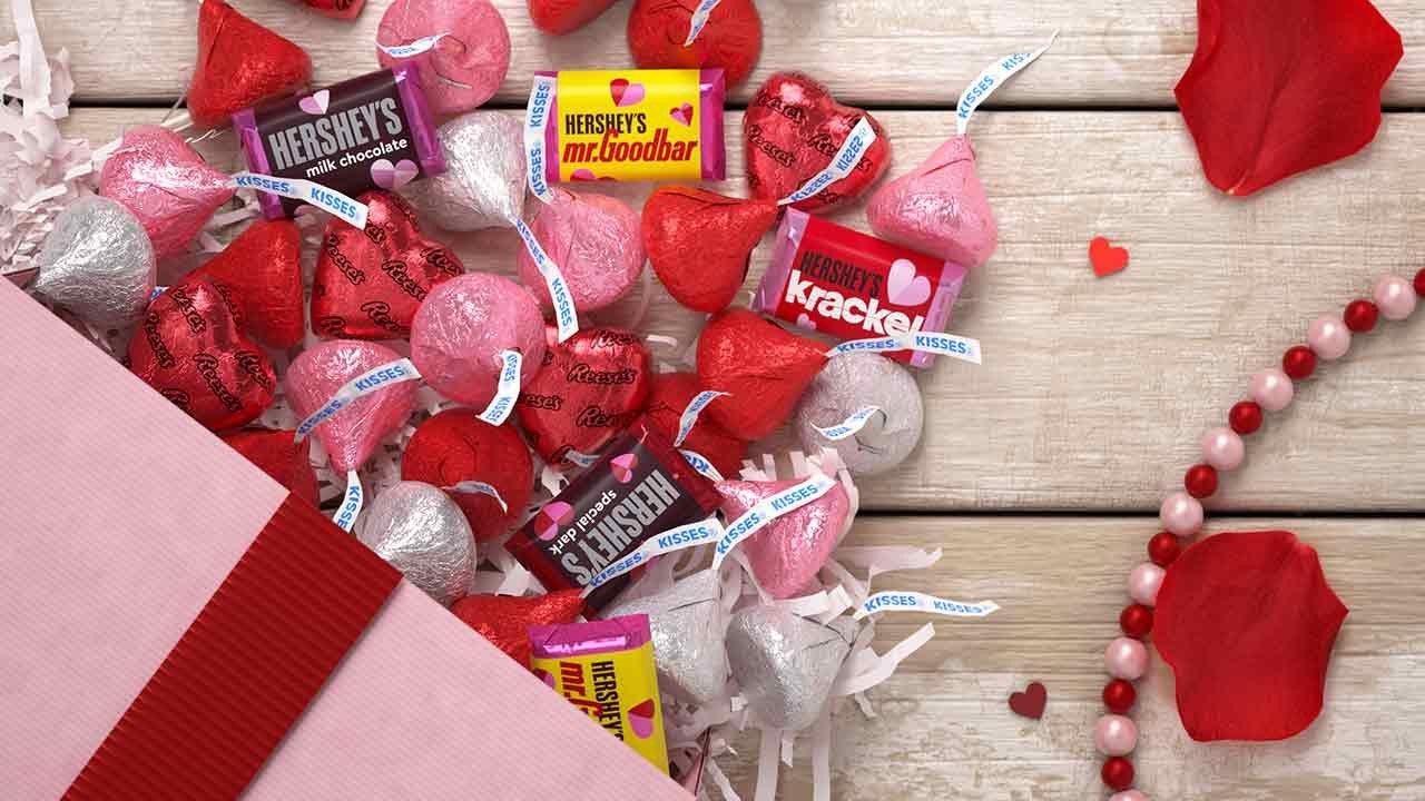 How to Make Valentine's Day Gift Basket 