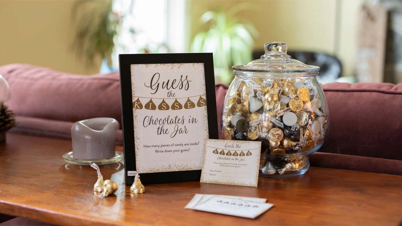 hersheys kisses guess the candy in the candy jar activity