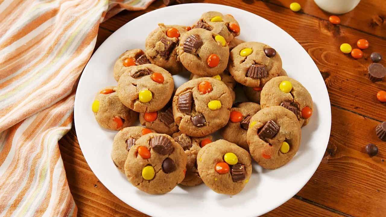 plate of reeses lovers cookies