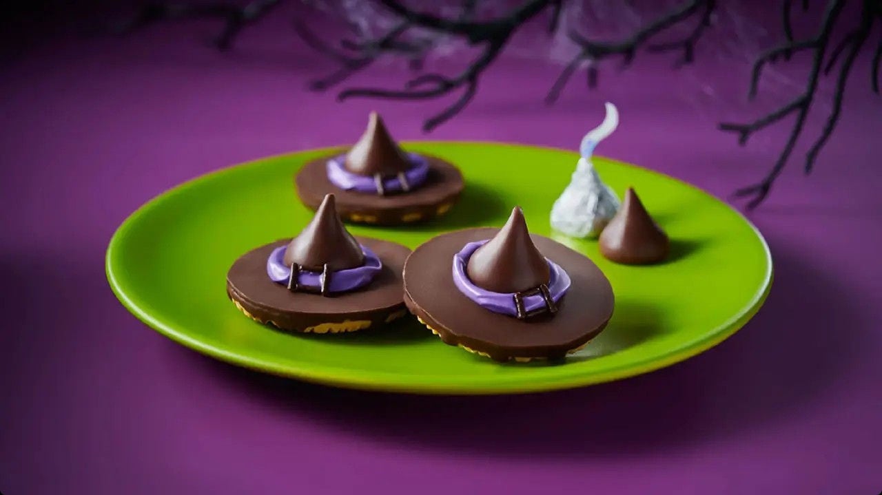 witch's hat cookies
