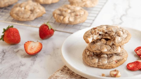 strawberries and creme cookies